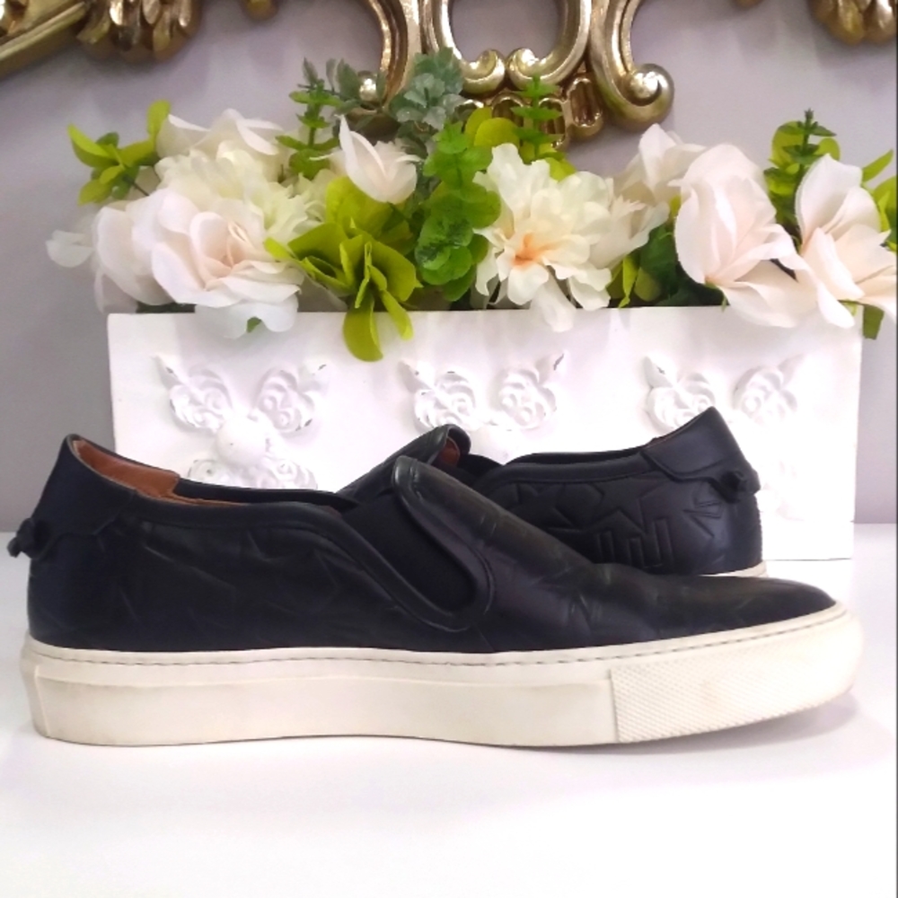 Givenchy star slip on sneakers size 35 US 5 - Picture 6 of 11